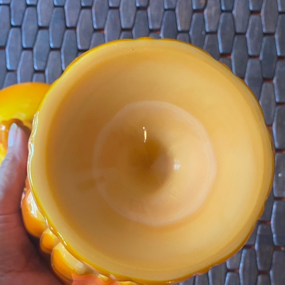 Mid 20th Century L E Smith Bittersweet Glass Art lidded jar - Picture 8 of 8